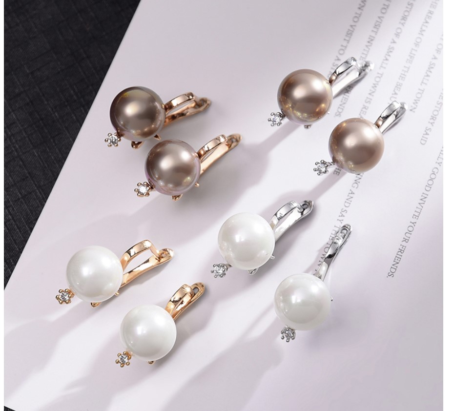 Women's Cubic Zirconia and Pearl Earrings