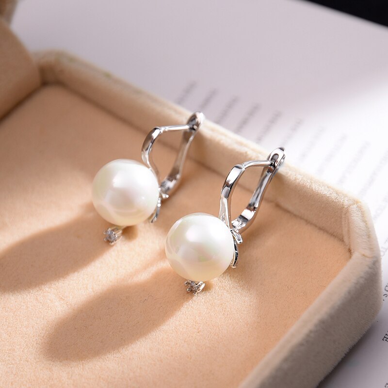 Women's Cubic Zirconia and Pearl Earrings