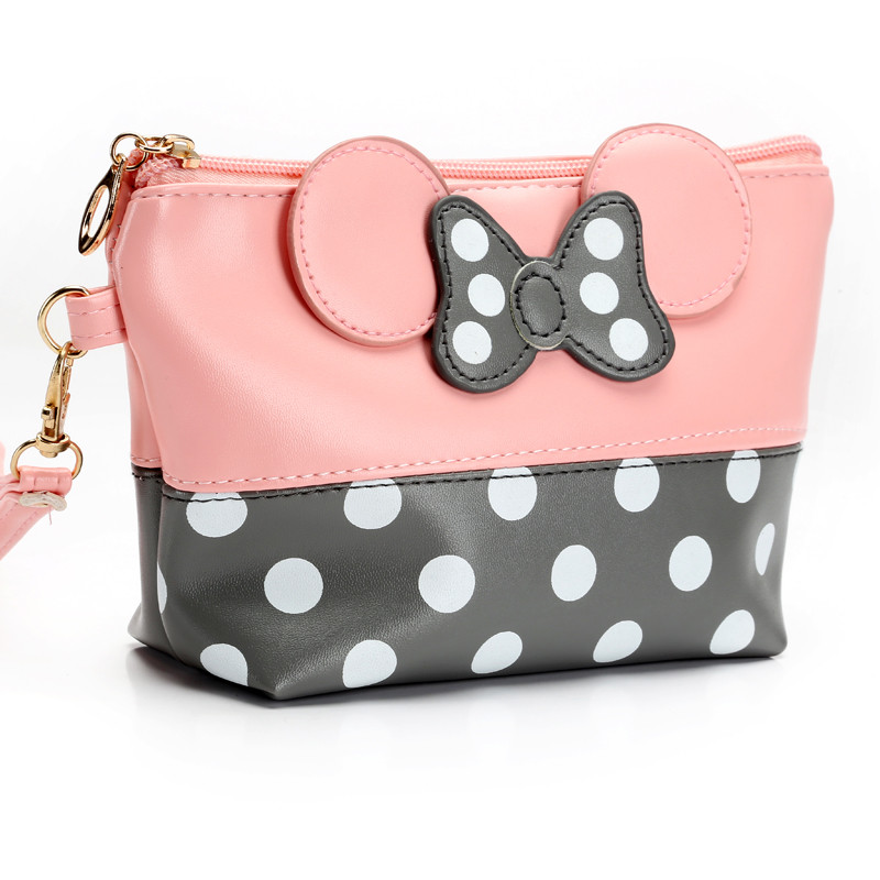 Women's Minnie Mouse Themed Cosmetic Bag