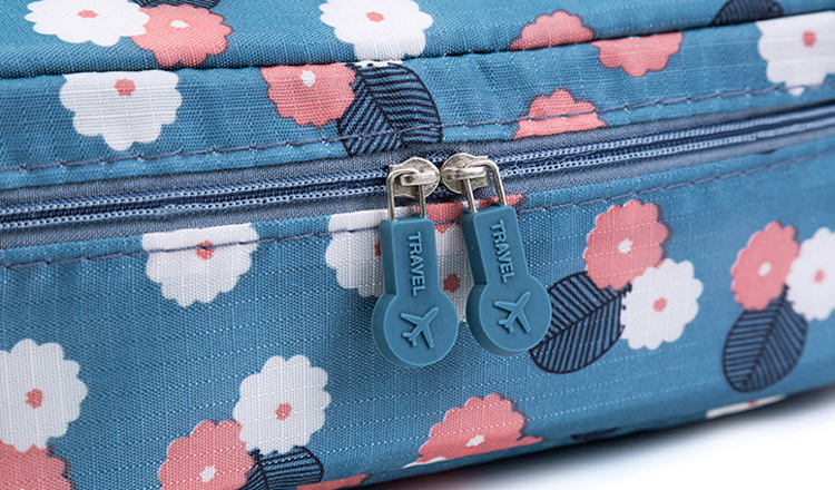 Women's Cosmetic Storage Bag